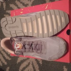 Bugs Bunny Looney tunes reeboks